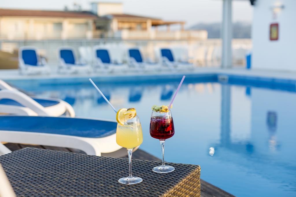 Medi Garden Hotel&Residence Alba Adriatica Exterior photo